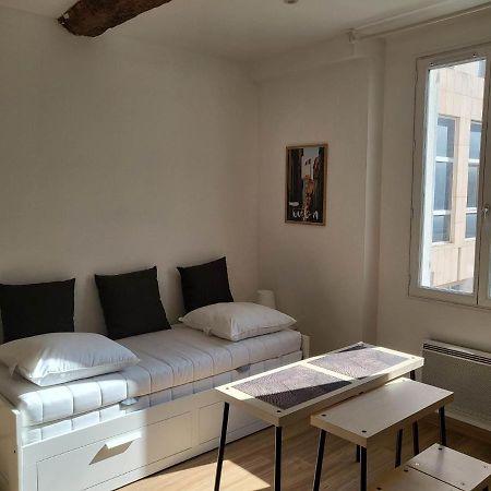 Studio Sur Le Port De Toulon Luaran gambar