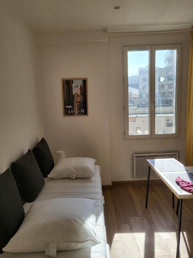 Studio Sur Le Port De Toulon Luaran gambar