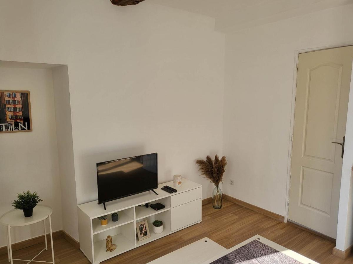 Studio Sur Le Port De Toulon Luaran gambar